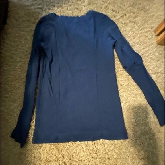 American Eagle long sleeve V neck shirt size S - Picture 2 of 3